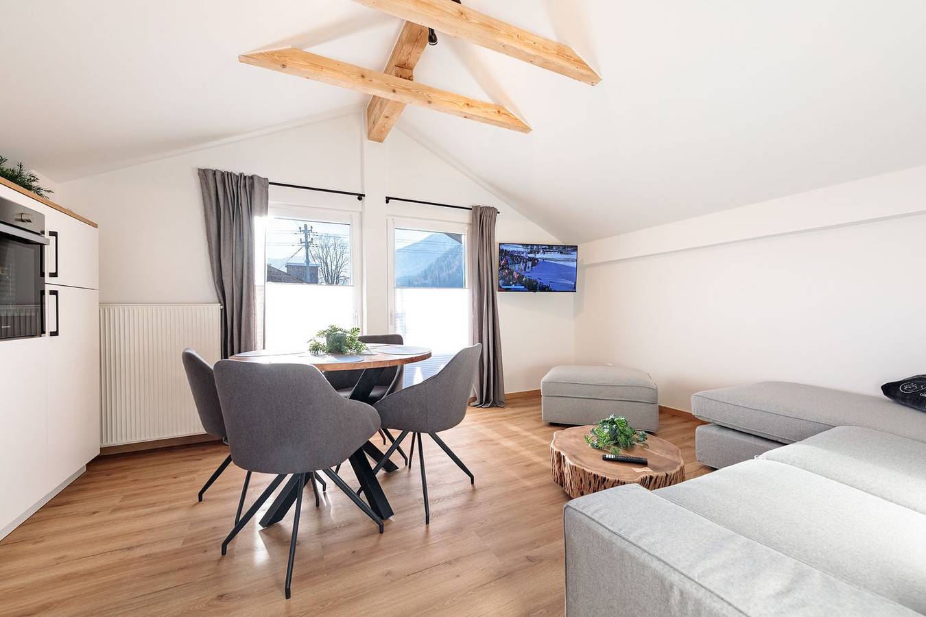 Ganze Wohnung, Willkommen in der Ferienwohnung "Heuboden"  – Ihr Rückzugsort für gemeinsame Urlaubsmomente in Farchant, Bayerische Alpen