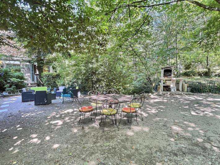 Cottage pour 6 personnes, avec piscine ainsi que jacuzzi et jardin dans Office de Tourisme de Valleraugue l'Espérou