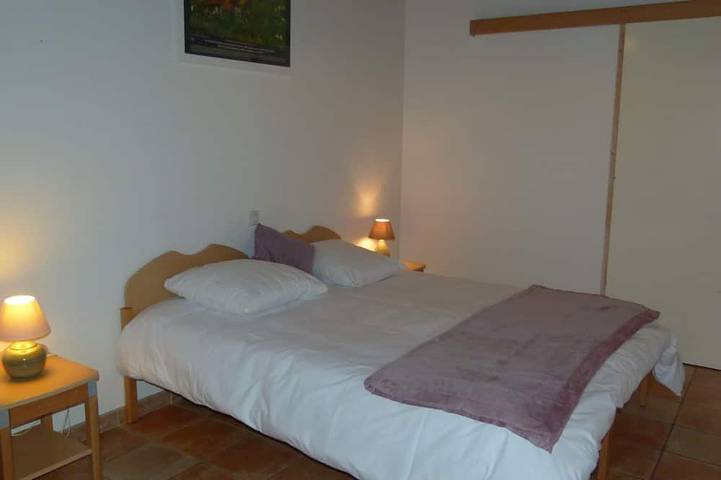 Gîte pour 14 personnes, avec jardin à Hillion - 2