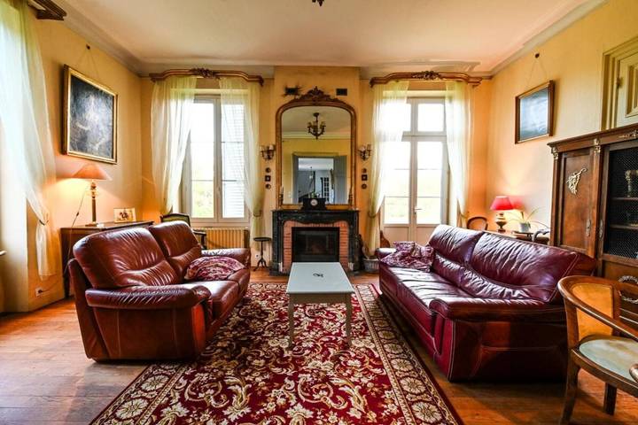 Location de vacances pour 15 personnes, avec Jardin à Ligny-le-Ribault - 2