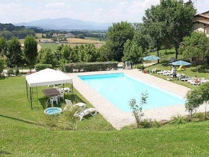Gîte pour 6 personnes, avec jardin et piscine, animaux acceptés à Città di Castello - 3