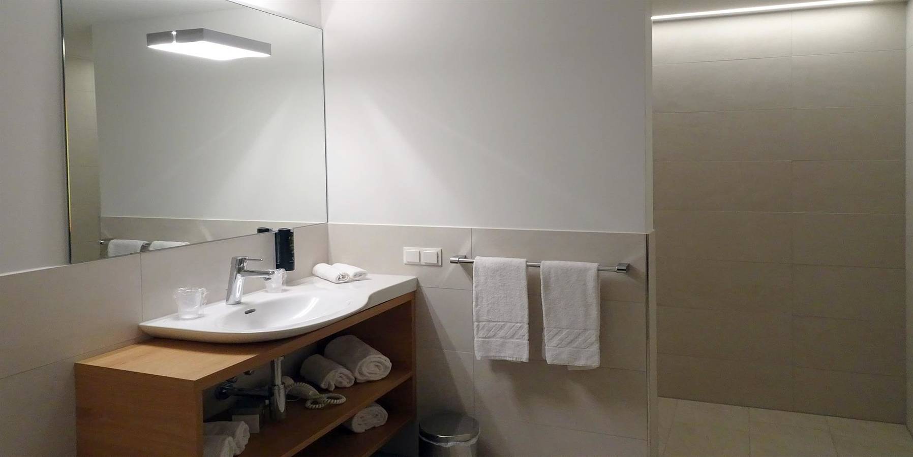 Ganze Ferienwohnung, Design Apartment Mittagskogel in Karawanken und Bachergebirge, Villach
