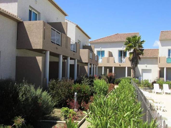 Gîte pour 2 personnes, avec piscine et balcon, adapté aux familles à Linguizzetta - 3