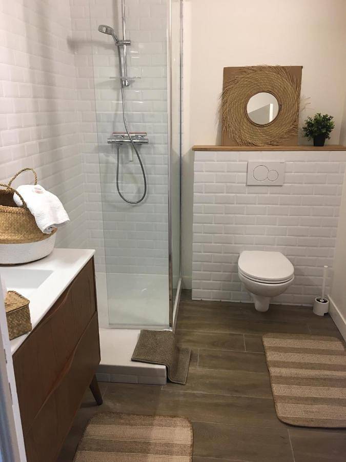 Gîte pour 2 personnes, avec terrasse dans Saint-Guénolé - 3