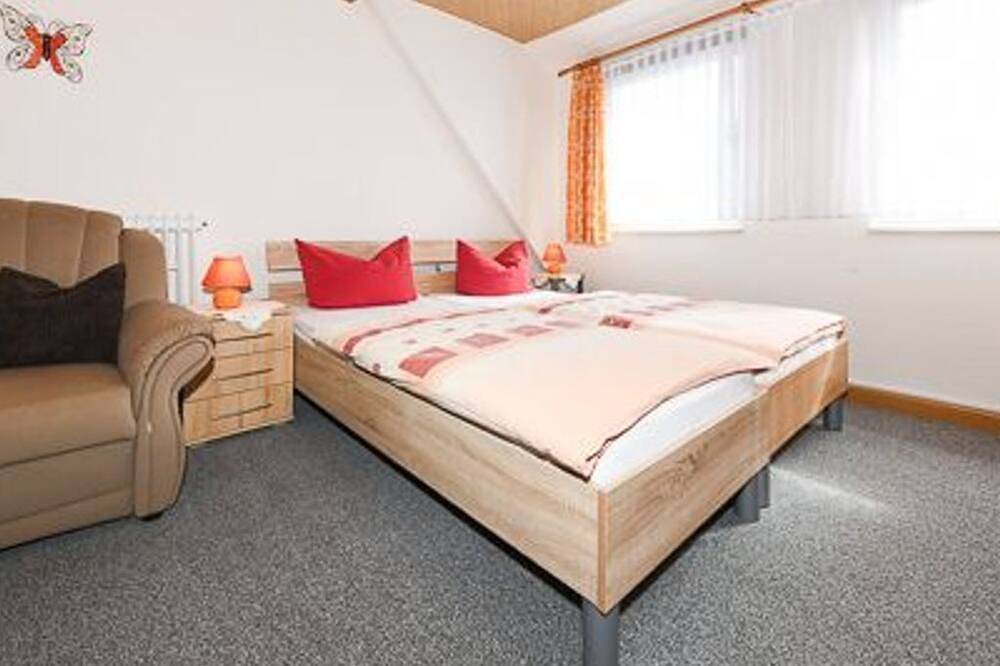 Ganze Wohnung, Apartment - Ferienhaus Zur Schmiede in Dunum in Dunum, Landkreis Wittmund