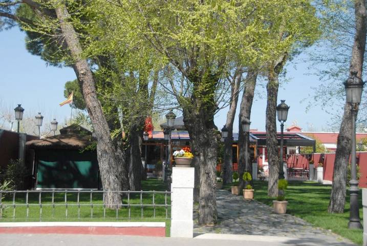 Apartamento para 3 personas, con terraza y jardín en Colmenar Viejo