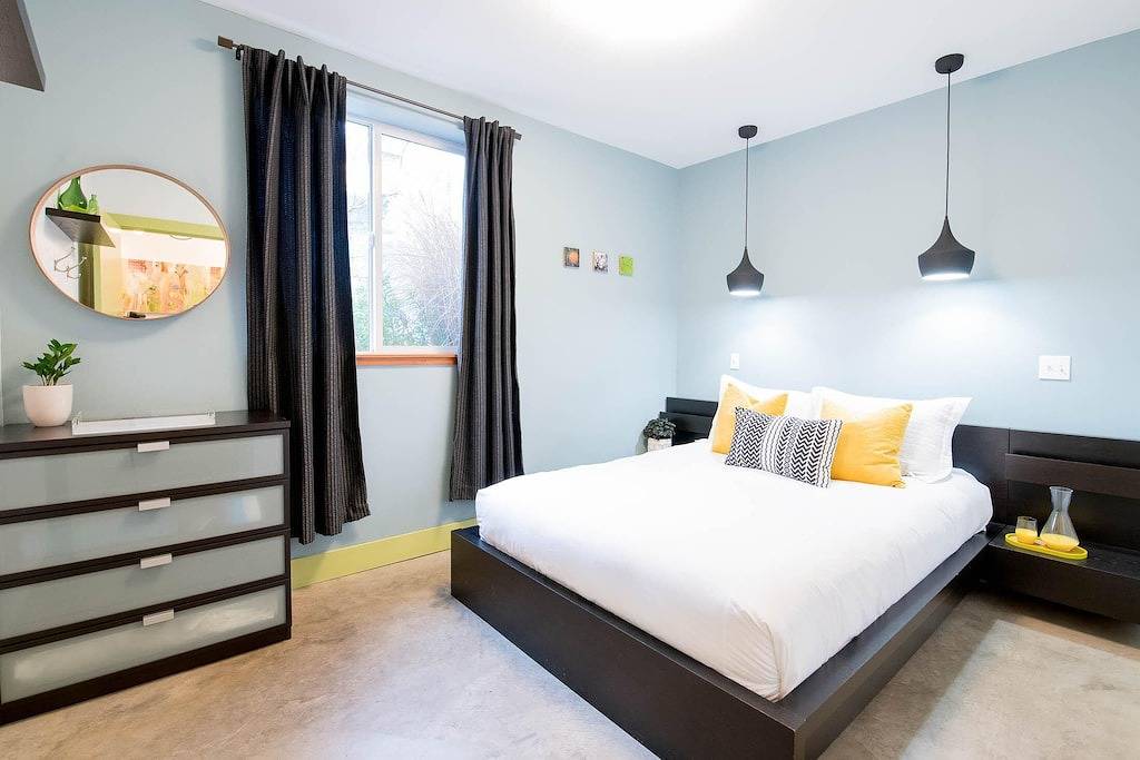 Modernes und schönes Haus in zentraler Lage im pulsierenden Kunstviertel von Alberta in Portland, Multnomah County