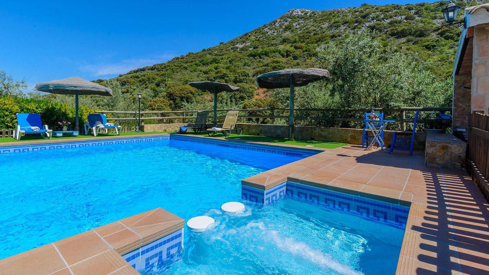 Cortijo Palitroques Carcabuey by Ruralidays in Carcabuey, Sierras Subbéticas