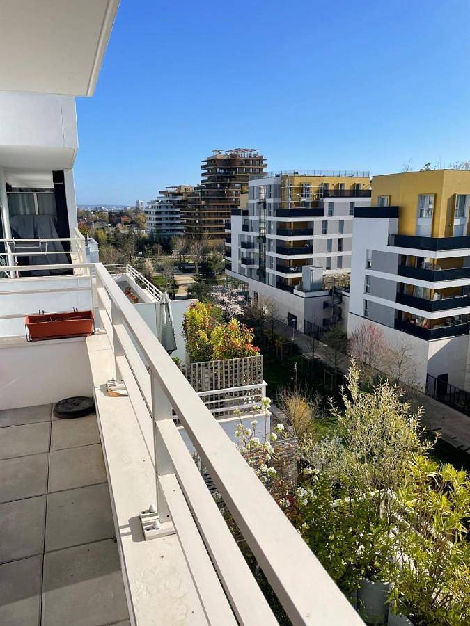 Gîte pour 5 personnes, avec sauna et vue ainsi que piscine et jardin, animaux acceptés à Rueil-Malmaison - 4