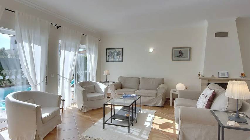 Ferienhaus für 7 Personen, mit Garten und Pool, mit Haustier in Lagoa - 2