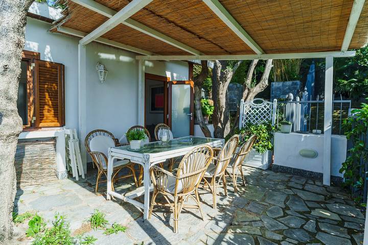 Ferienhaus für 2 Personen, mit Garten und Sauna sowie Pool und Ausblick auf Ischia - 2