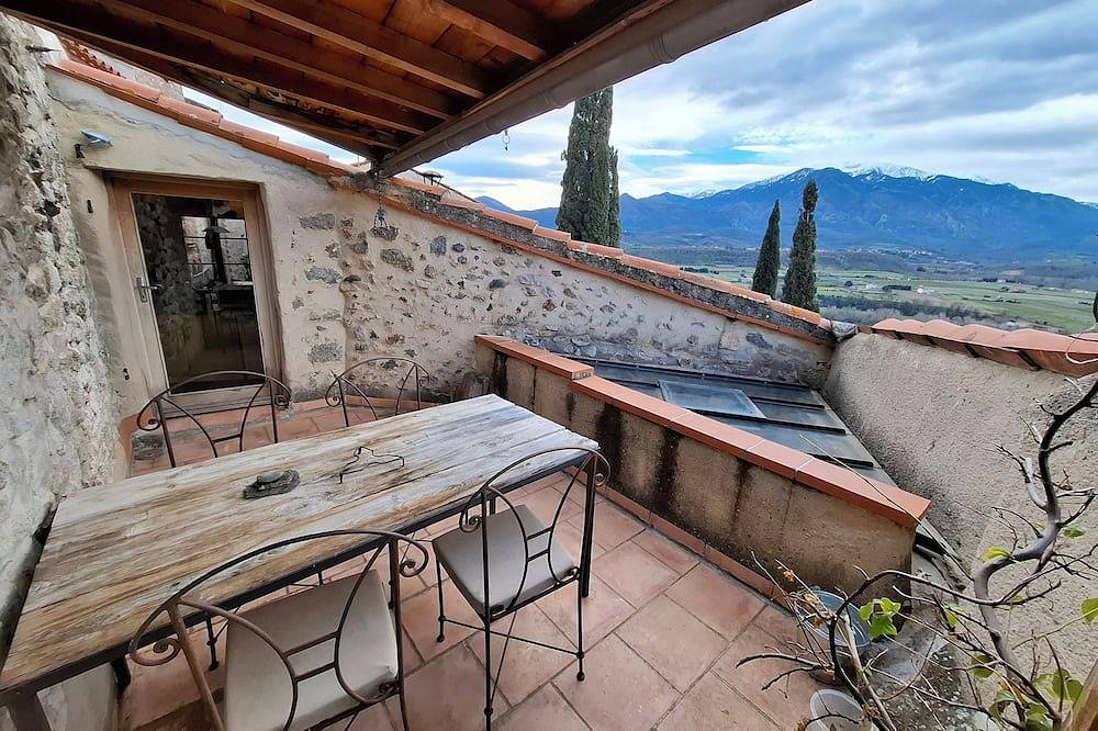 Maison de charme dans village d'Eus in Eus, Région de Prades