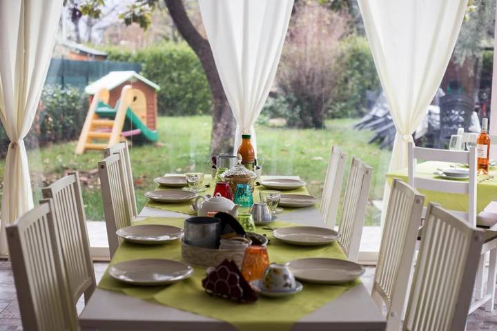 Ferienhaus für 8 Personen, mit Balkon und Terrasse sowie Garten