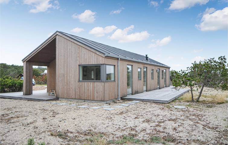 Feriehus for 8 personer, med Terrasse og Hage i Anholt