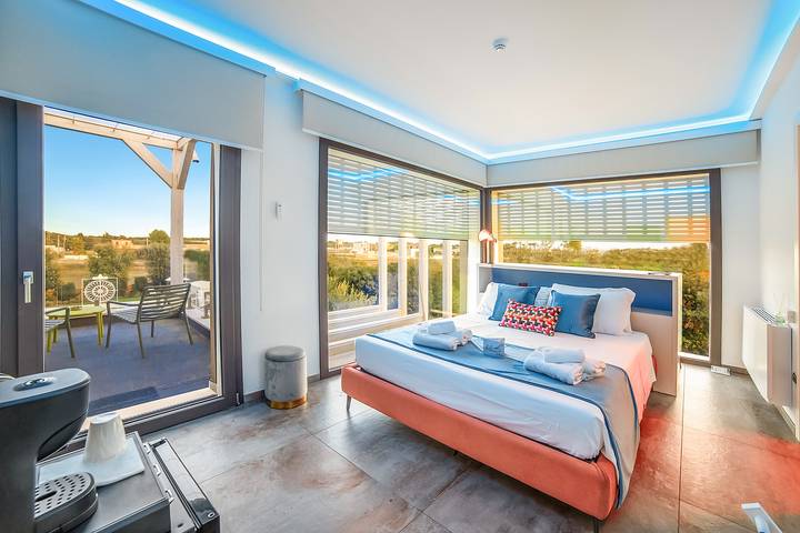 Villa per 8 persone, con balcone e piscina nonché sauna a Scorrano