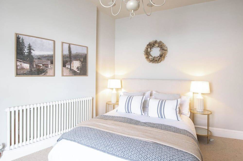 Luxury Cardiff Townhouse, 5 bedrooms, sleeps up to 12 guests in Cardiff, Cardiff en omgeving