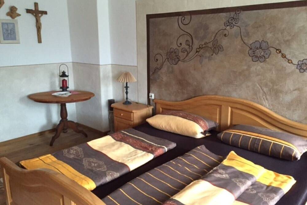 Ganze Wohnung, 1 bedroom apartment in riedering in Riedering, Landkreis Rosenheim