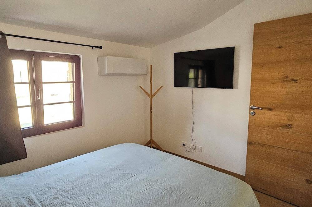 Air-conditioned house with private garden & secure parking - Maillane / Alpilles in Maillane, Arles und Umgebung