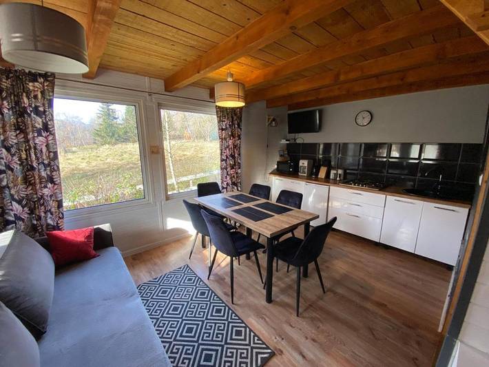 Domek letniskowy dla 8 osób, z taras i widok oraz ogród, zwierzęta dozwolone w Ustrzyki Dolne