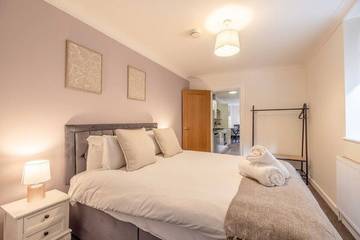 Apartment for 5 People in Windsor, Windsor and Maidenhead, Photo 1