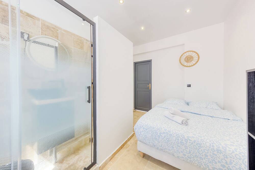 Entire apartment, Cosy apartment - Near Rer An and Paris in Rueil-Malmaison, Hauts-de-Seine