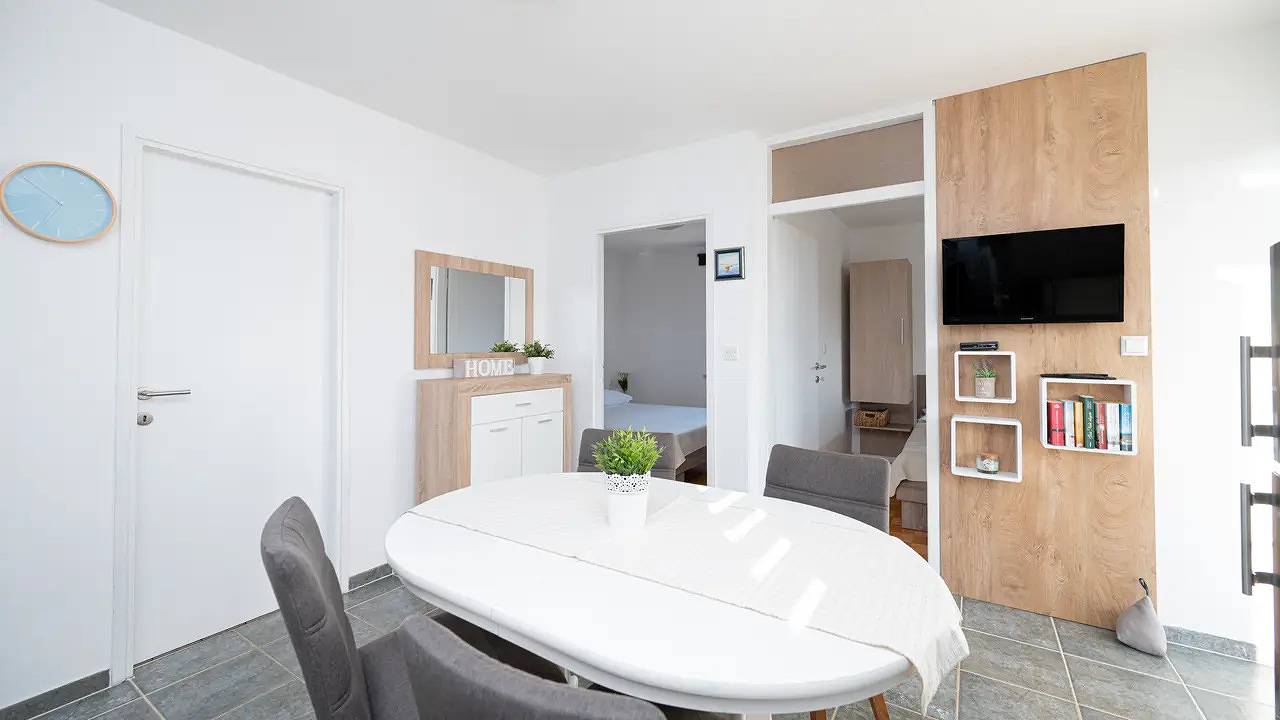 Ganze Ferienwohnung, Ferienwohnung für 4 Personen (34 m²) in Sukošan in Sukosan, Zadar