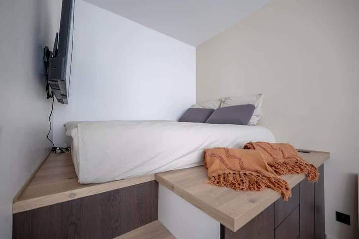 Appartement entier, Studio Completement Renove aux portes de Paris in Montrouge, Hauts-de-Seine