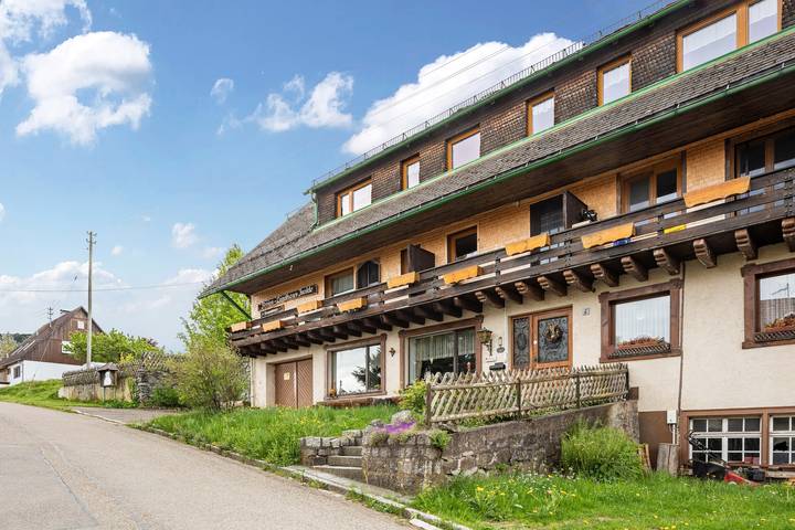 Ganze Wohnung, Ferienwohnung 7 mit gemeinsamer Terrasse, gemeinsamem Garten und Wlan in Ebnet (Bonndorf), Bonndorf im Schwarzwald