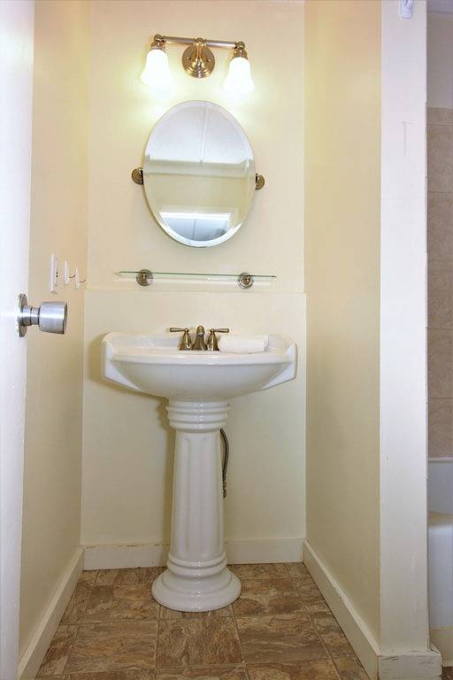 Ganze Wohnung, Neu renovierte Wohnung mit Shuttle zum Pisten / Skihaus in Killington, Rutland County