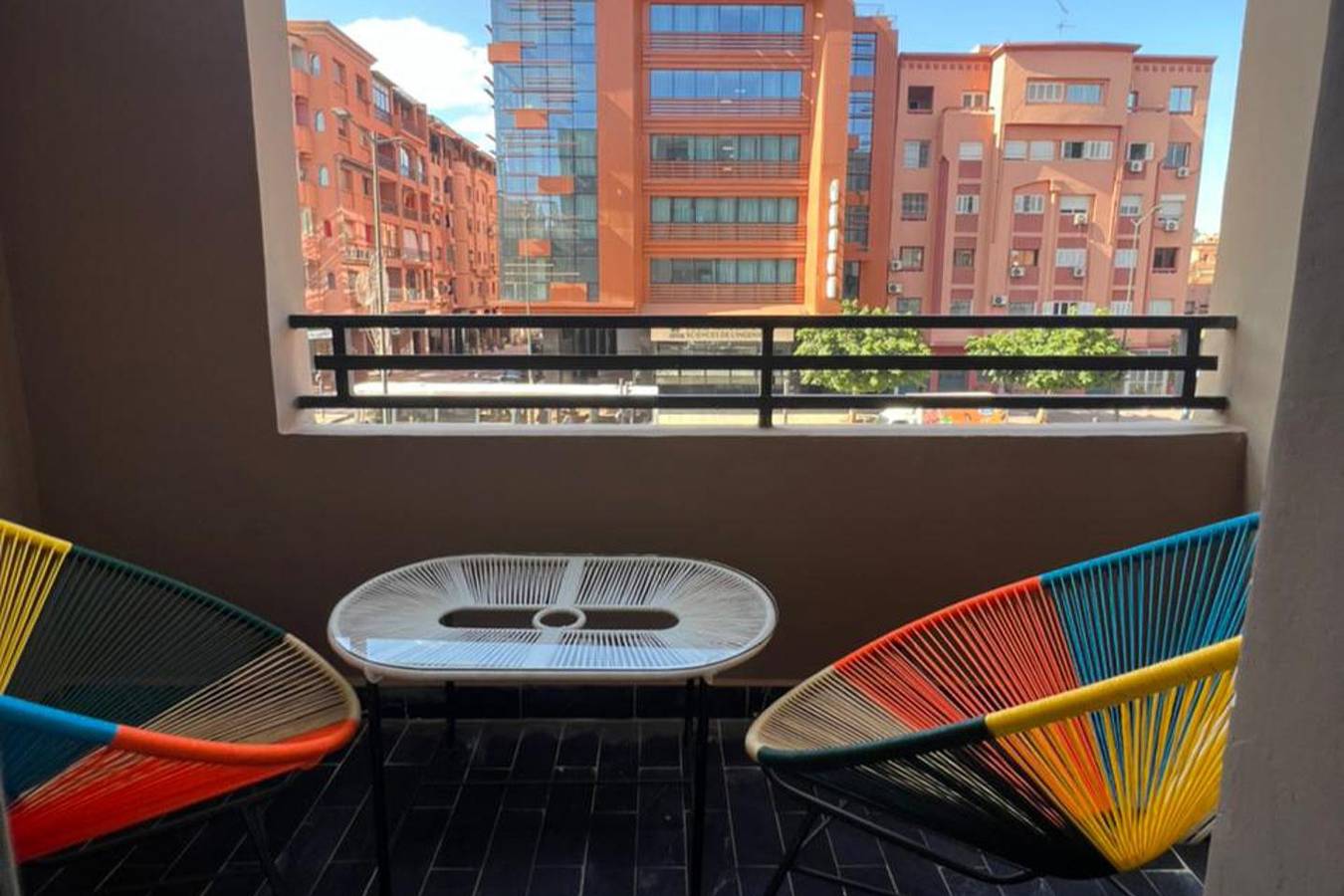 Appartement de vacances entier, 1 Bed Apartment - Balcony, Wifi, Parking in arrondissement de Guéliz, Marrakech