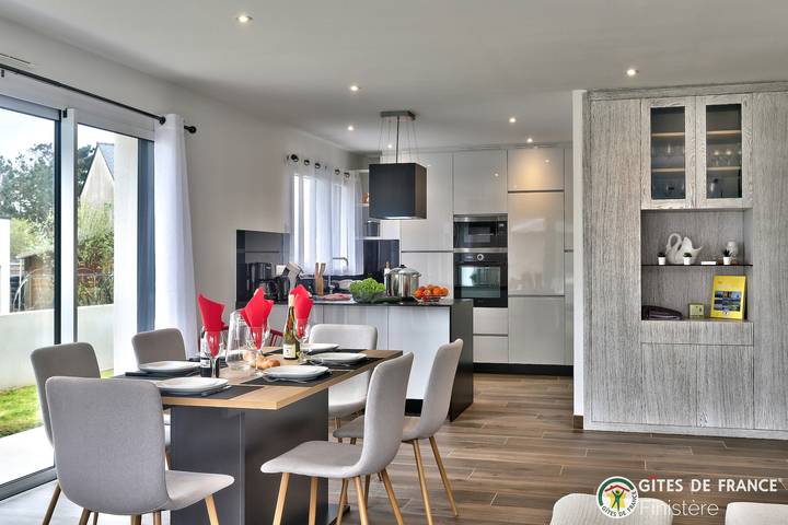 Villa Plain Pied Vue Mer in Lanildut, Región de Brest