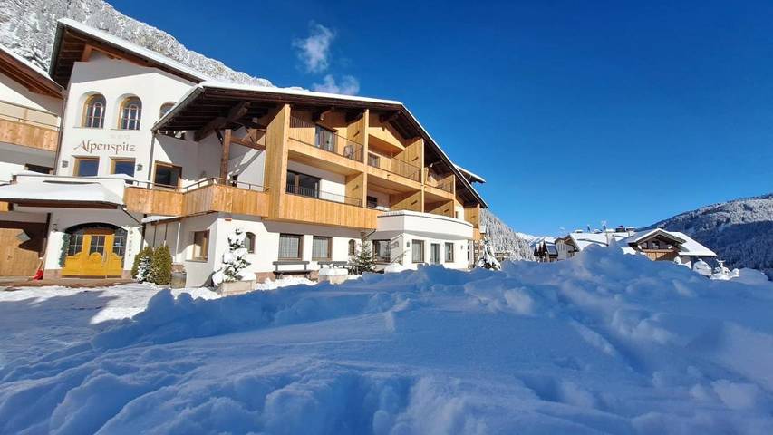 Hotel für 4 Personen, mit Ausblick und Sauna sowie Garten - 1