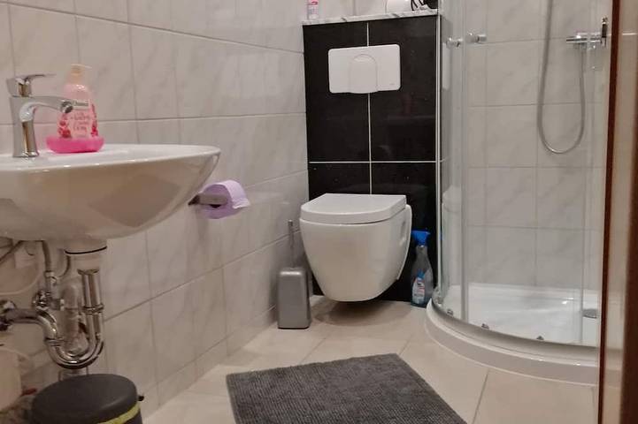 Ganze Wohnung, Freistehendes Ferienhaus, Ferienwohnung 2 / für 2-4 Personen, W- Lan frei in Mehren, Vulkaneifel