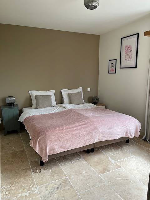 Location de vacances pour 8 personnes, avec jardin à Vasles - 2