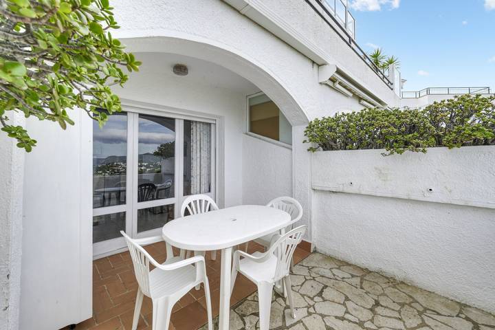 Ganze Wohnung, Gemütliche Wohnung in Llançà 30 m² mit Meerblick in Platja del Cau del Llop (Llanca), Llanca