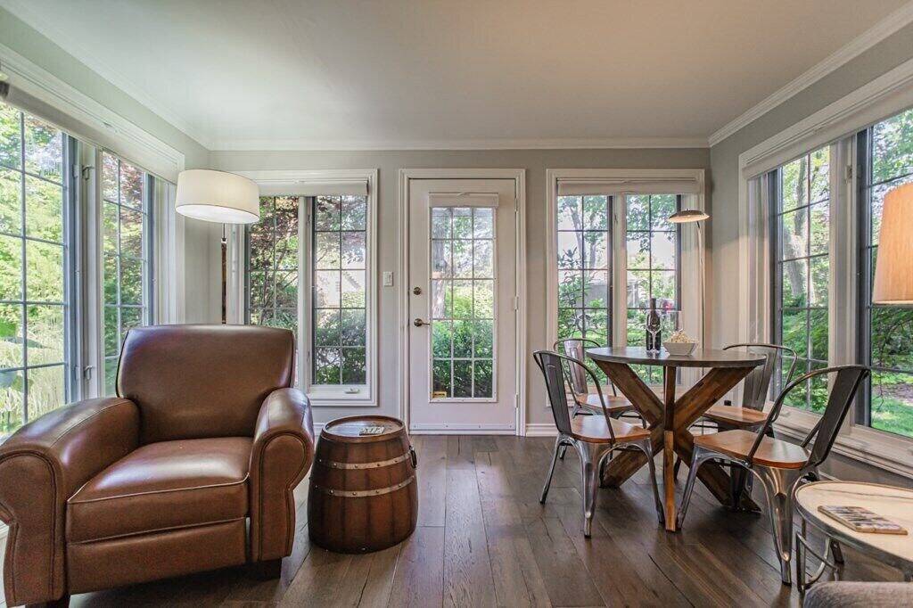 Renoviertes Ferienhaus, großartiger Platz im Freien, Grill, Wlan, Klimaanlage, Wäscherei in Niagara-on-the-Lake, Niagara Fälle