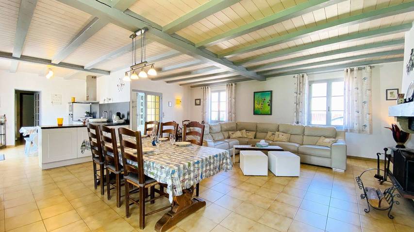 Appartement de vacances entier, Superbe villa de plain pied avec jardin et piscine in Le Bois-Plage-en-Ré, Île de Ré