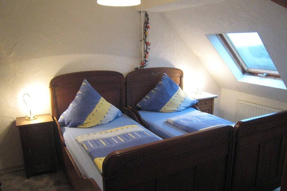 Ganze Wohnung, Terrassenwohnung am Zoo in Morscheid-Riedenburg, Morbach