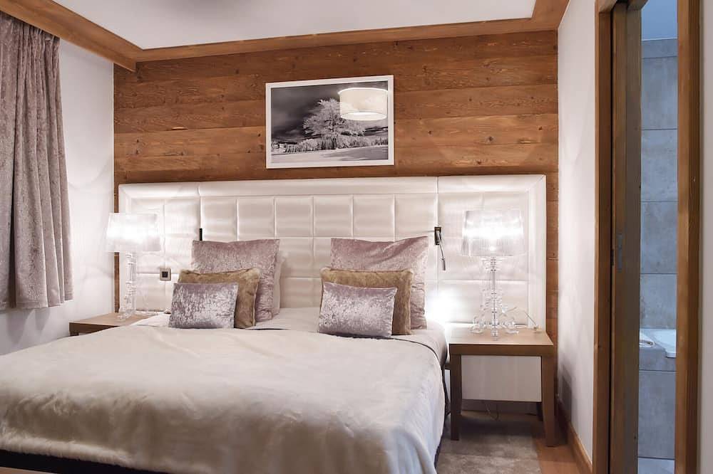 Entire apartment, Charming apartment with parking and pets allowed, near slopes in Saint-Bon-Tarentaise, Les Trois Vallées