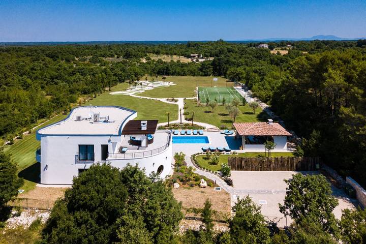 Villa Divine Estate mit Pool in Jursici, Svetvinčenat