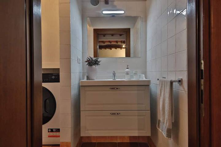 Entire apartment, Castle - Home Sweet Home Tuscany in Colle di Val d'Elsa, Siena Province