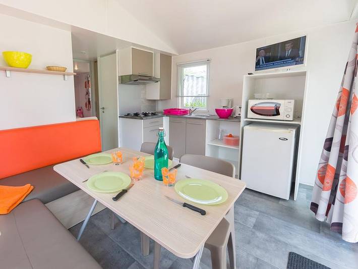 Mobil home pour 4 personnes, avec bassin pour enfant, animaux acceptés à Guérande - 4
