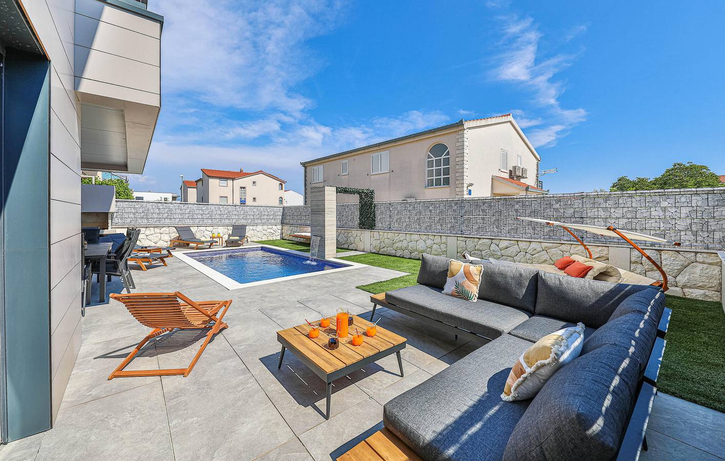 Ferienhaus für 12 Personen mit Terrasse in Kastel Stafilic, Kaštela