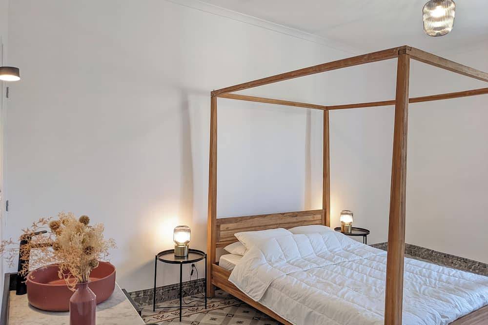 Le Vieux Tilleul - Villa de charme avec piscine chauffée proche Uzès in Cavillargues, Région de Nîmes