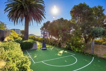 Holiday Home for 14 People in Mount Martha, Mornington Peninsula, Photo 2