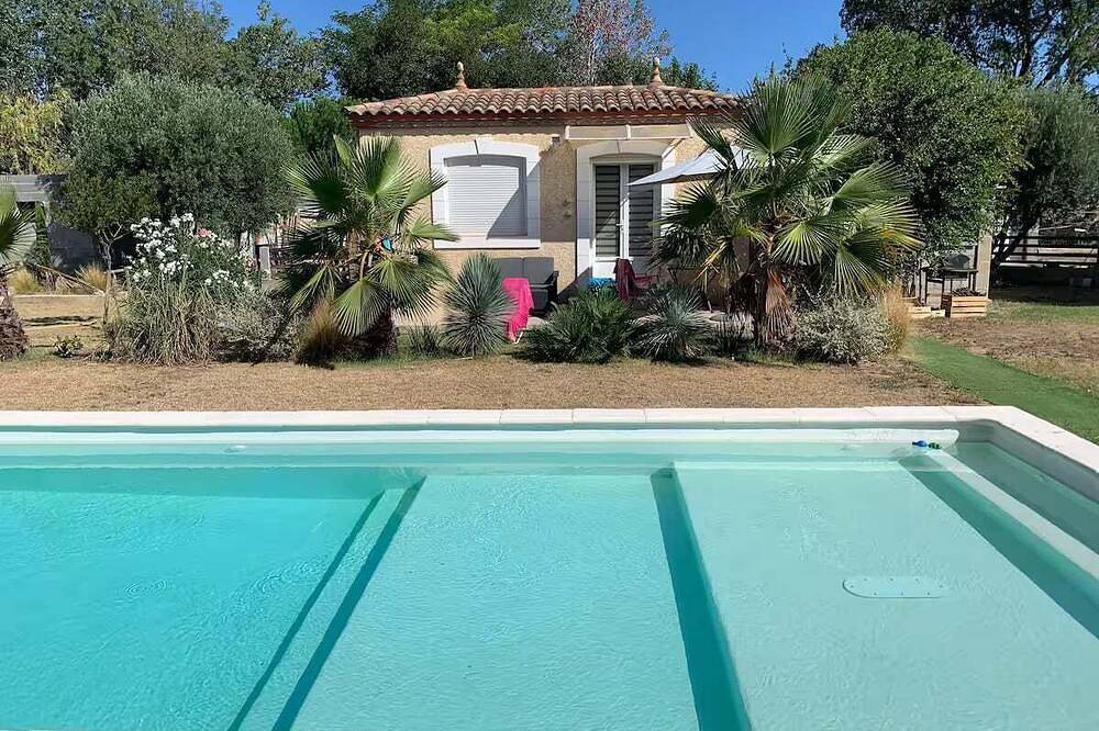 Apartamento entero, Charming studio with terrace and private parking in Barbaira, Región de Carcassonne