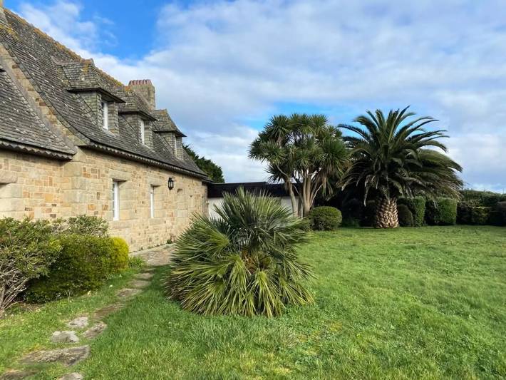 Location de vacances pour 8 personnes, avec jardin à Brignogan-Plages - 2