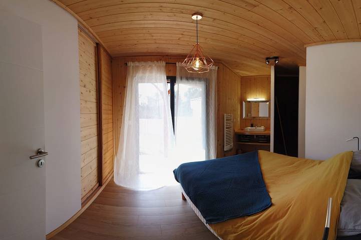 Location de vacances pour 6 personnes, avec terrasse et jardin à Vensac - 4