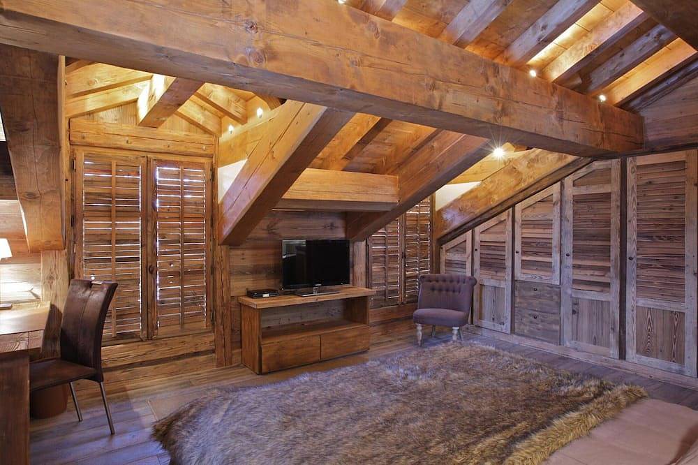 Cozy chalet near slopes with parking in Courchevel 1850, Saint-Bon-Tarentaise