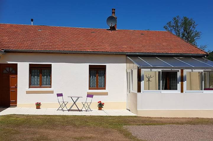 Location de vacances pour 6 personnes, avec Terrasse et Jardin à Moux-en-Morvan